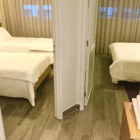 & Charming Clerigos Appartments *