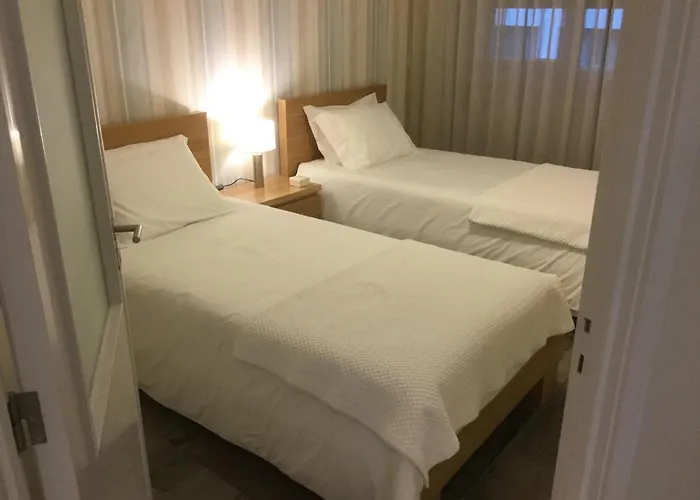 & Charming Clerigos Appartments * Πόρτο